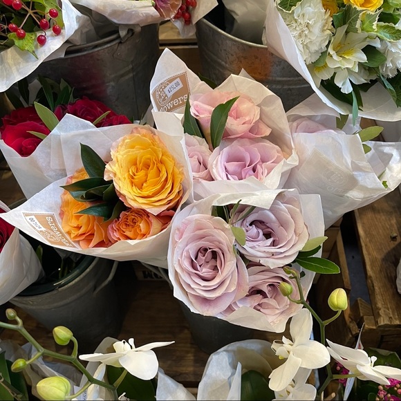 Meet your Posher, Jen - Picture 3 of 6